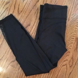 Black Gapfit leggings!